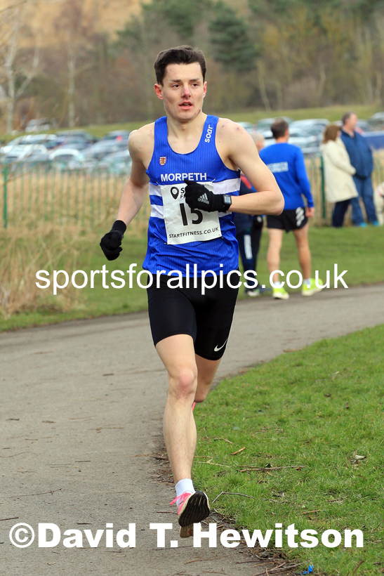 Senior men and veteran men over-40s NECAA Road Relay Champs., Hetton Lyons Park, Hetton le Hole, County Durham. Photo: David T. Hewitson/Sports for All Pics